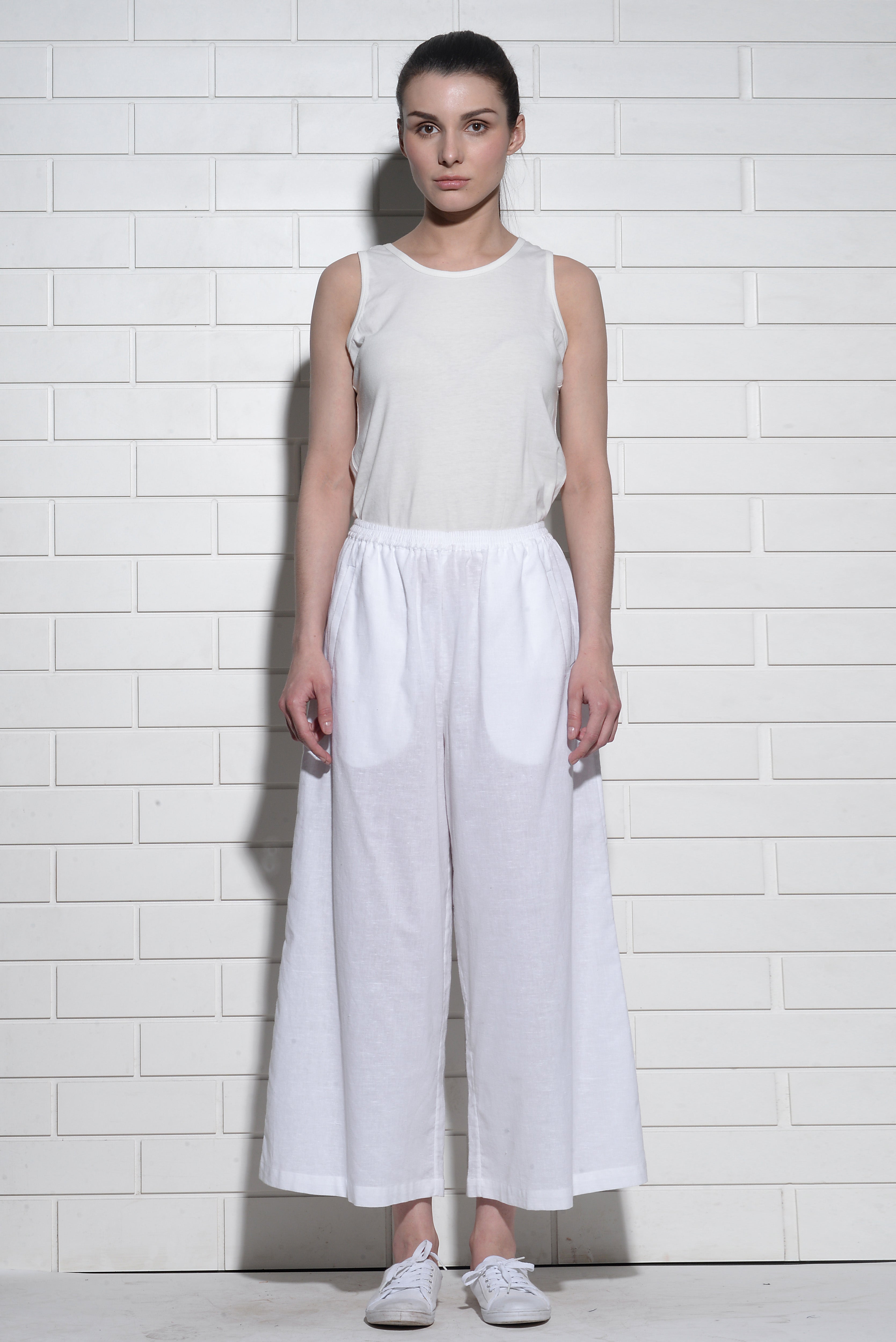 Nasrid wide leg pants