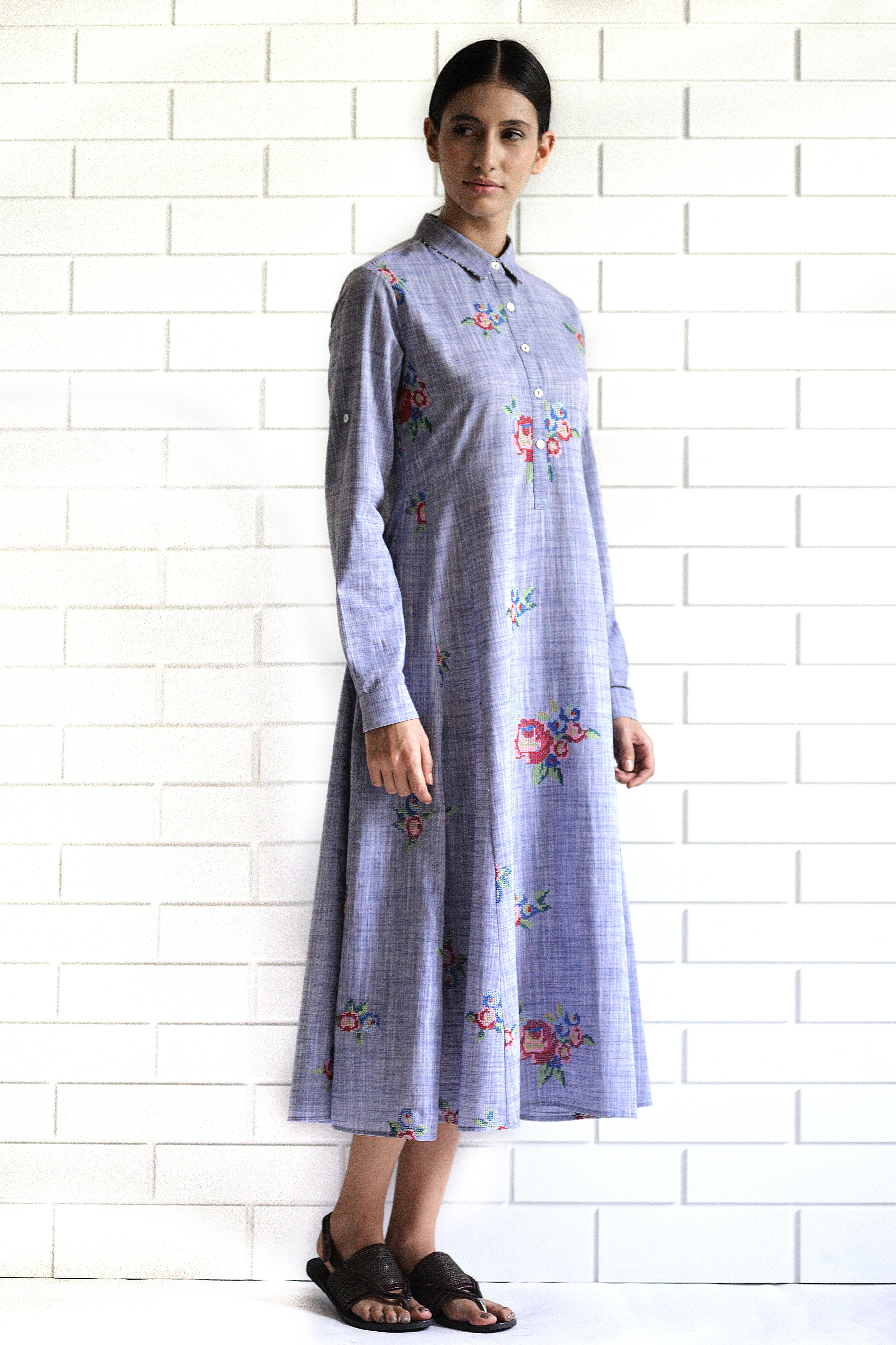 Imrali collared dress with multi-rose embroidery