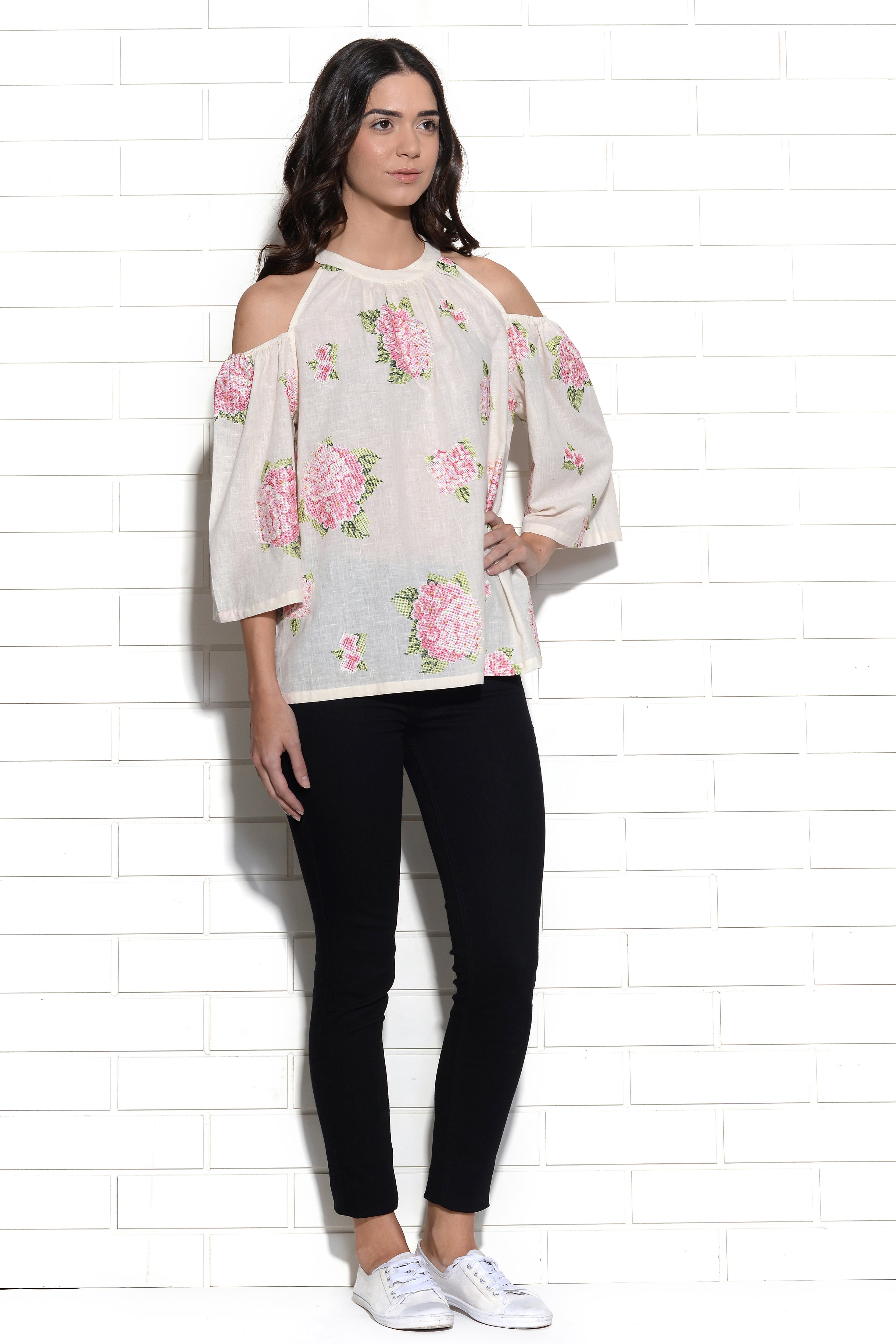 Vanilla strawberry hydrangea embroidered top