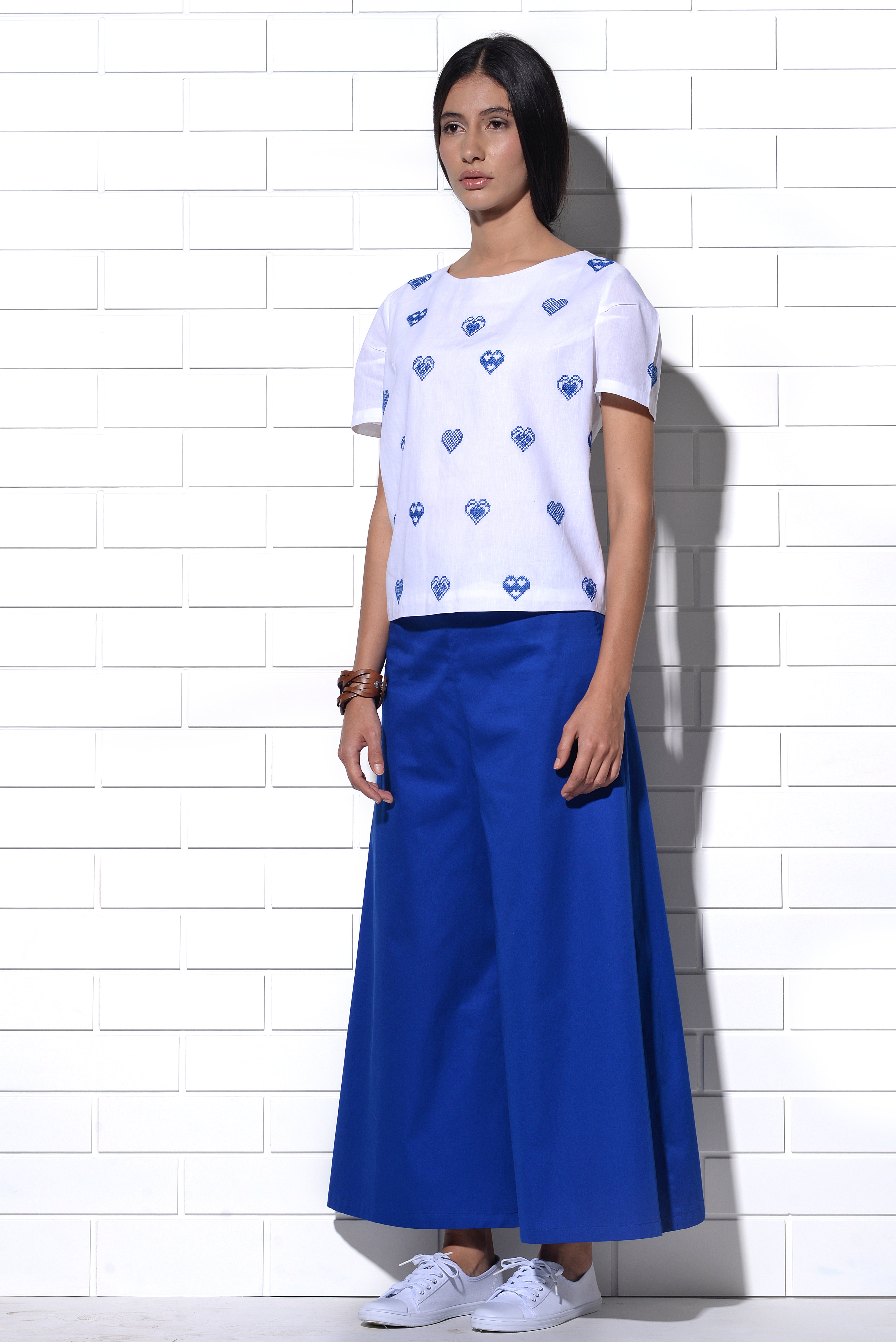 Mykonos Top in white with blue hearts embroidery