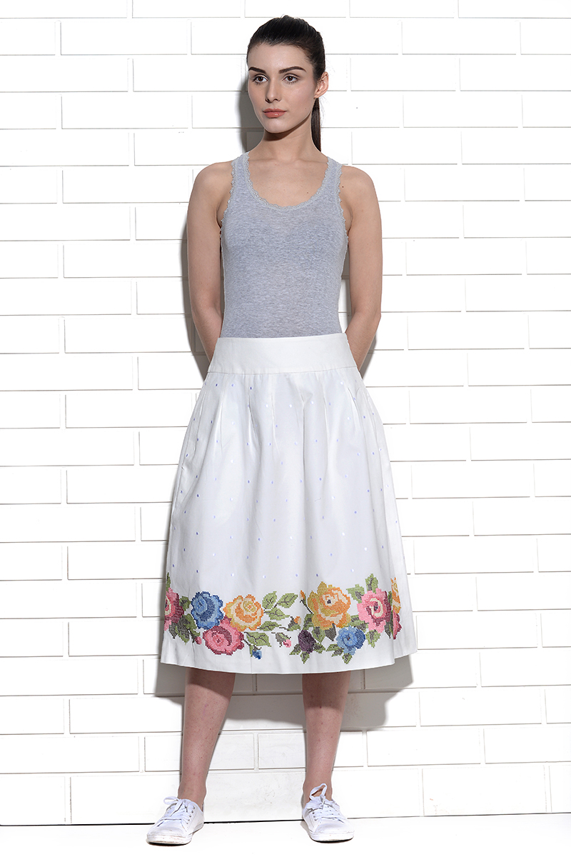 Coromell waisband skirt with pleats and rose cross stitch embroidery