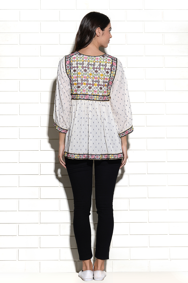 Hodaka mirrorwork embroidered peasant Top