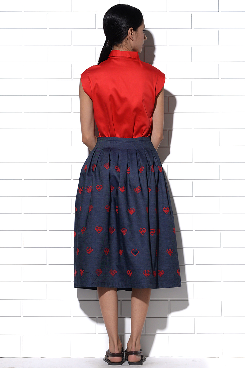 Corfu skirt in blue denim with red hearts embroidery