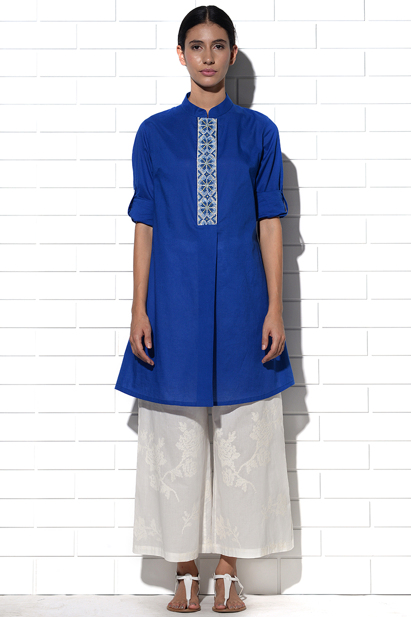 Angistri box pleat tunic in blue