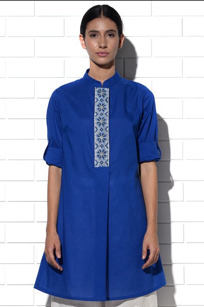 Angistri box pleat tunic in blue