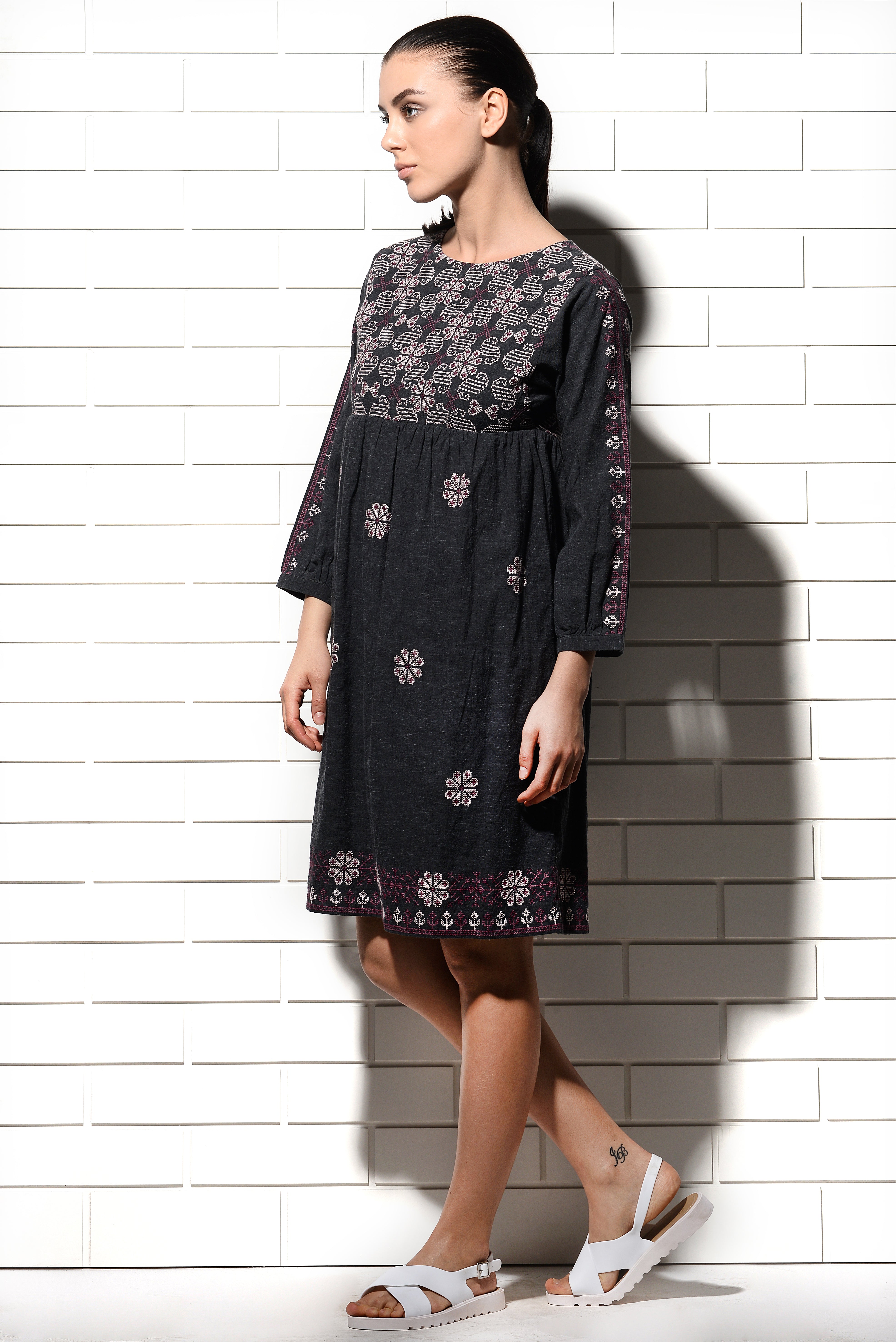 Leones embroidered Tunic Dress