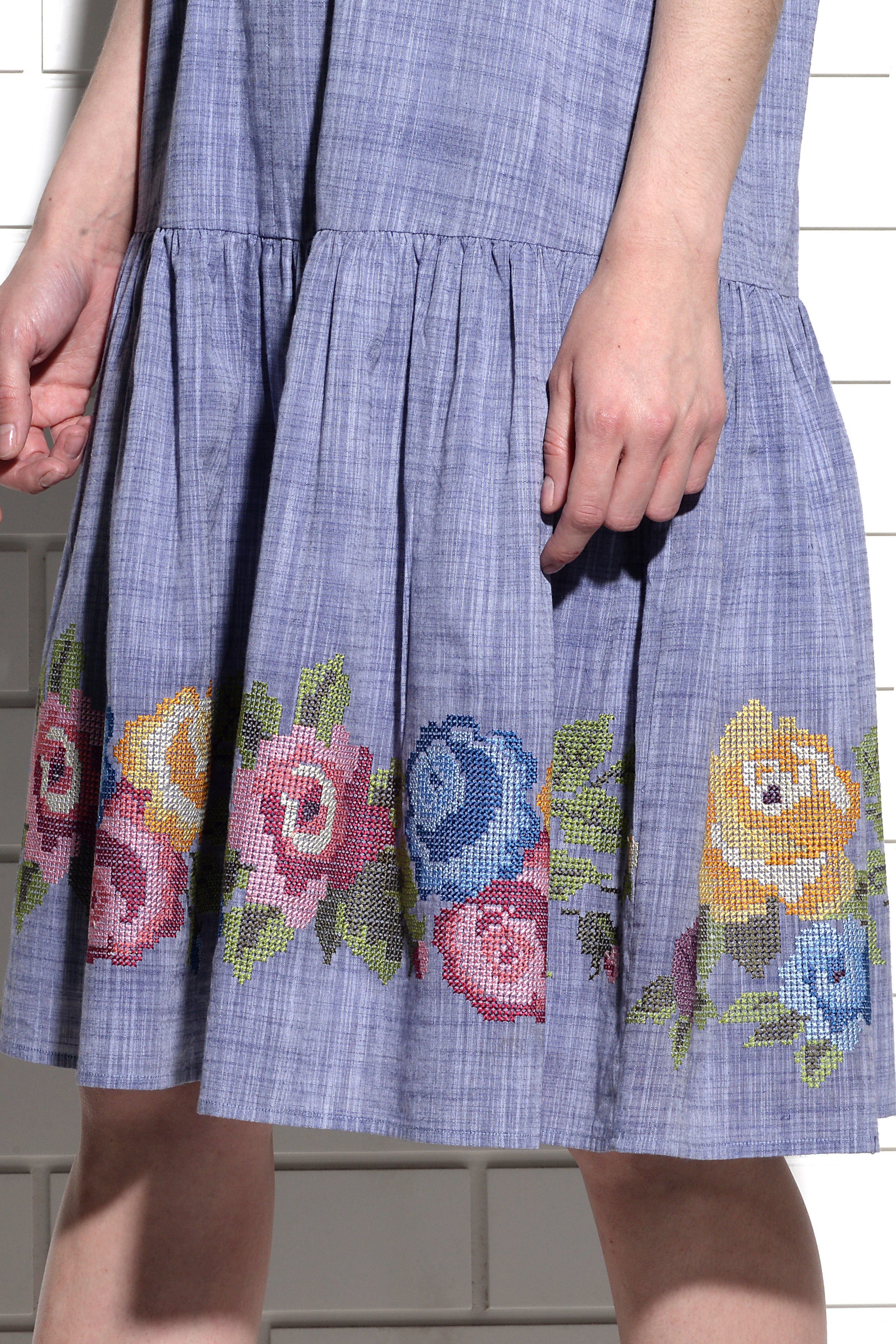 Bayamo low waist dress with rose cross stitch embroidery