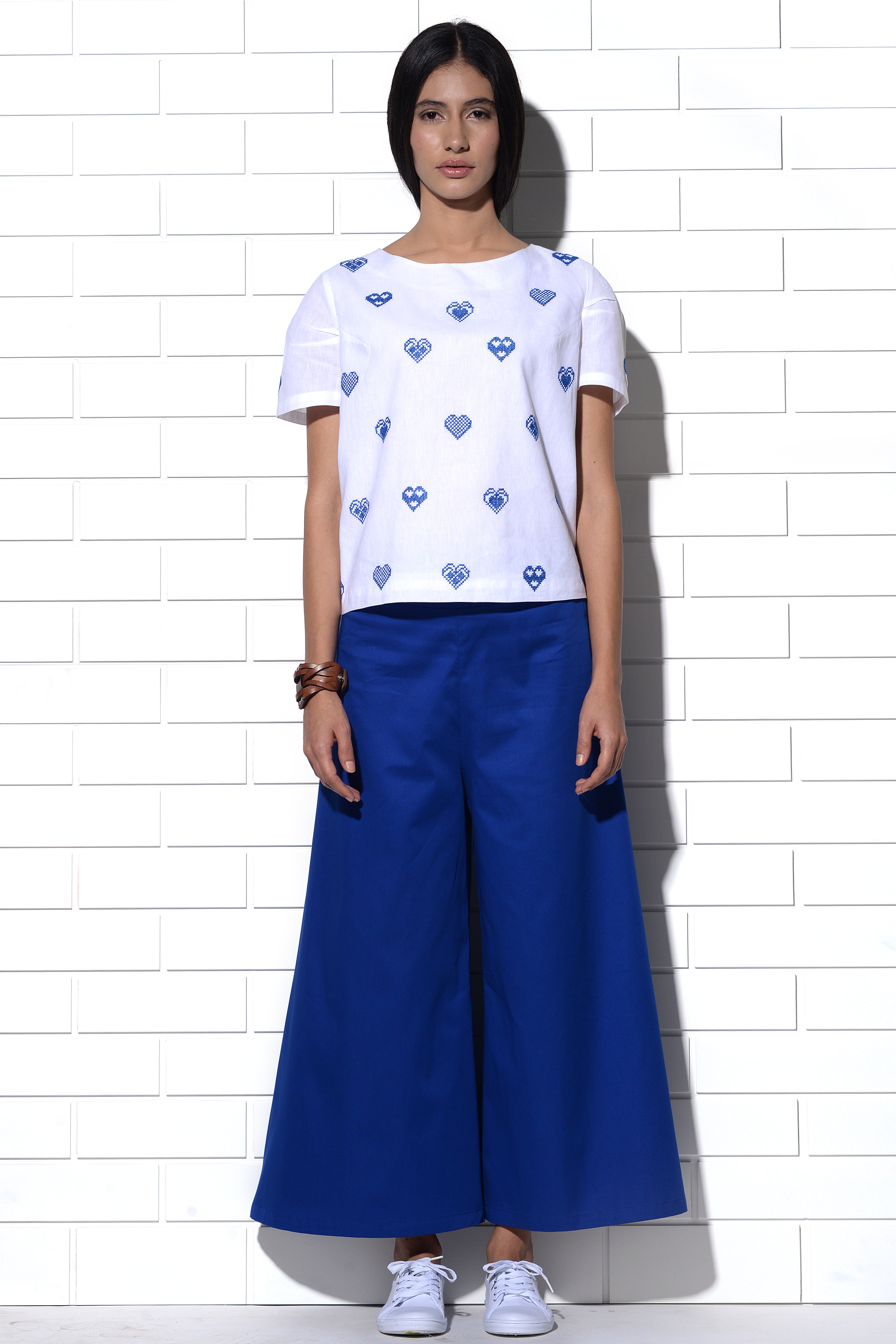 Mykonos Top in white with blue hearts embroidery