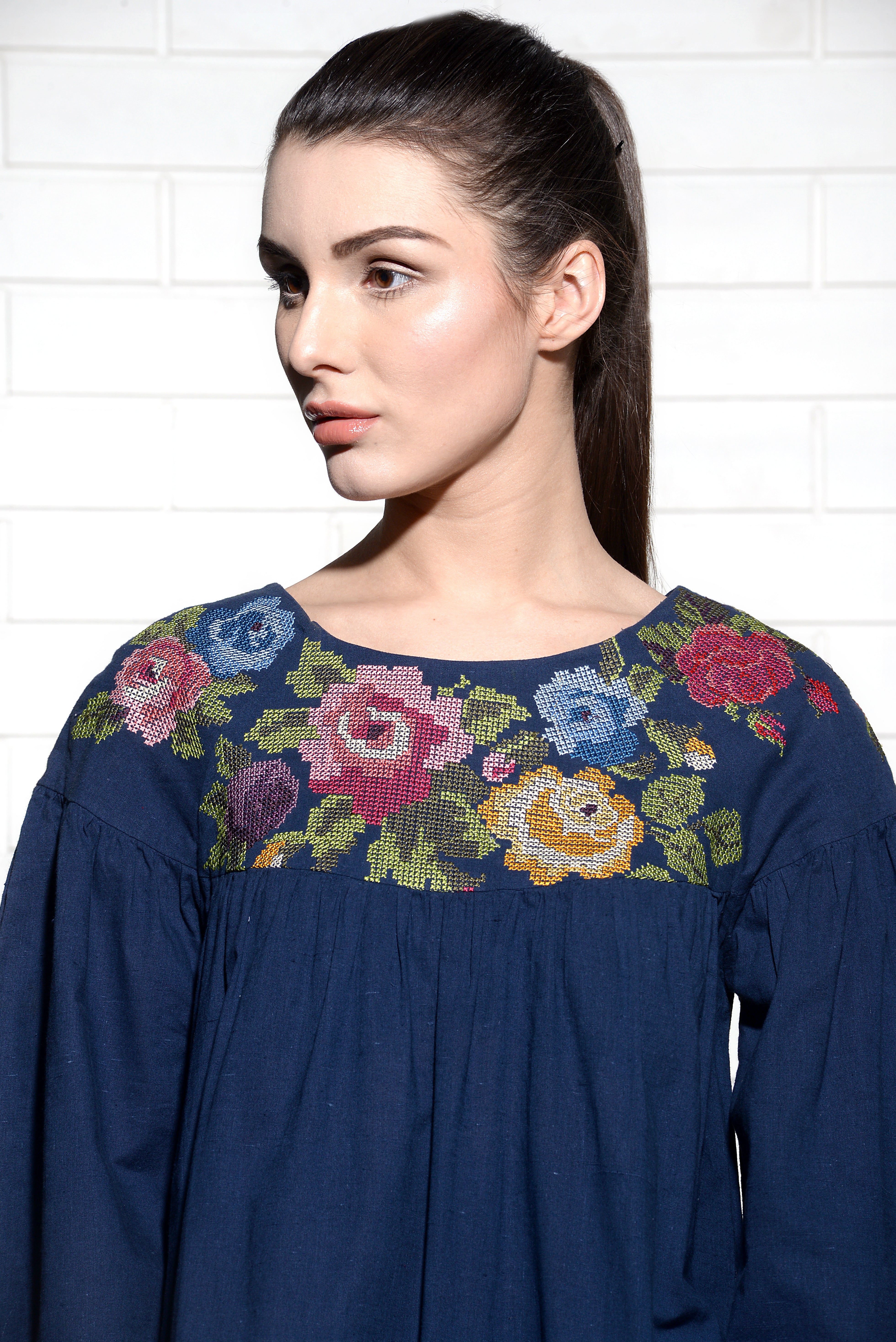 Levantera gathered top with Rose cross stitch embroidery